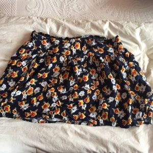 Delia’s Floral Print Cotton Mini Skirt 🌼